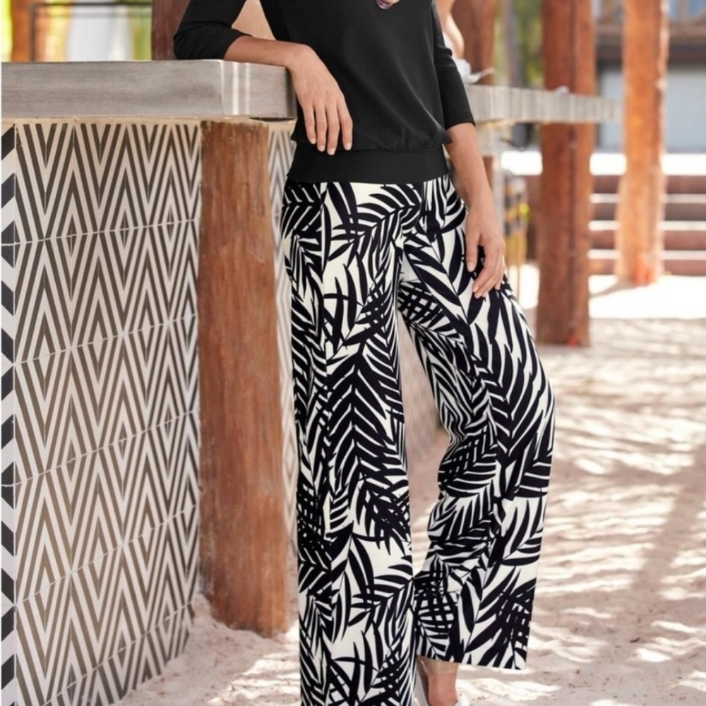 Boston Proper Black and White Leaf Print Wide Leg Pants